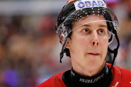 Örebros Robert Leino deppar