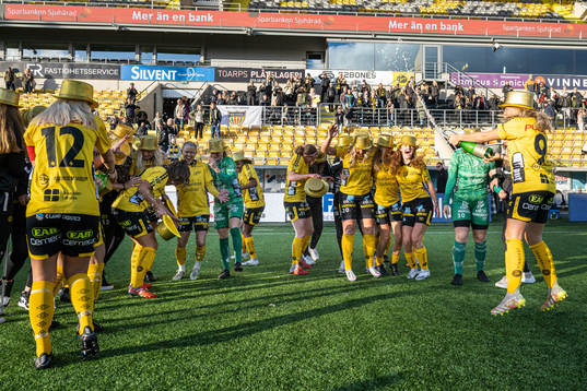 Elfsborgs spelare jublar