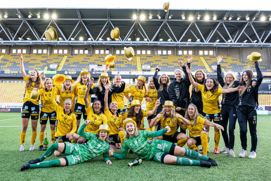 Bläddra bland fler bilder av Fotboll, Div 2 Mellersta Götaland, Elfsborg - Westbo