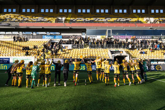 Elfsborgs spelare jublar