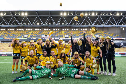 Elfsborgs spelare jublar