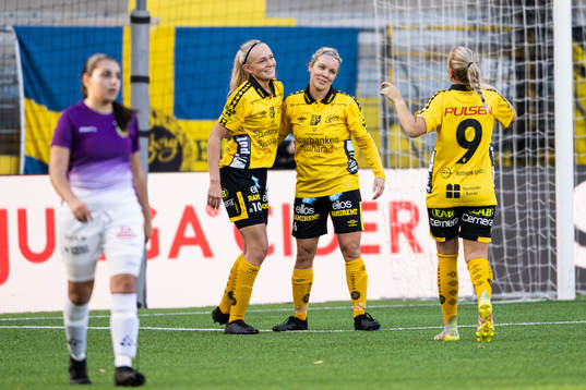 Elfsborgs Matilda Ståhlbom Karlsson och Linda Westberg