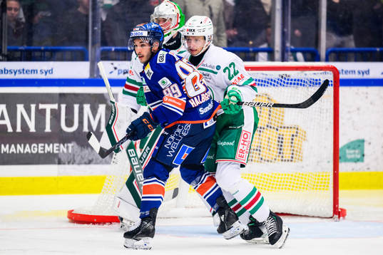 Växjös Jayden Halbgewachs och Rögles Samuel Jonsson