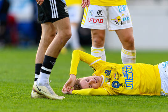 Falkenbergs Melker Larsson har ont