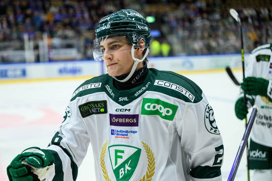 Färjestads Joel Nyström jublar