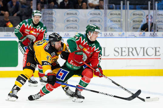 Luleås Leo Komarov och Frölundas Jere Innala