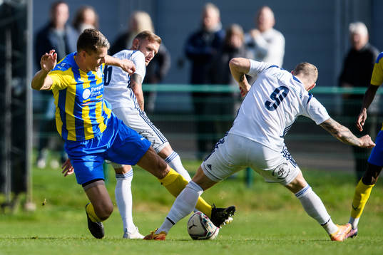 Eskilsminnes Fredrik Liverstam och Husqvarnas Adam Rubin