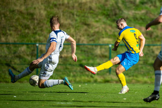 Eskilsminnes Dragos Daniel Farcas Lohan  gör 1-0