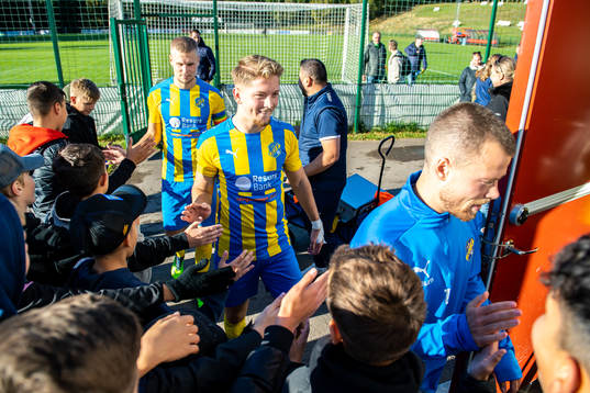 Eskilsminnes Jonatan Persson och Danijal Omanovic jublar