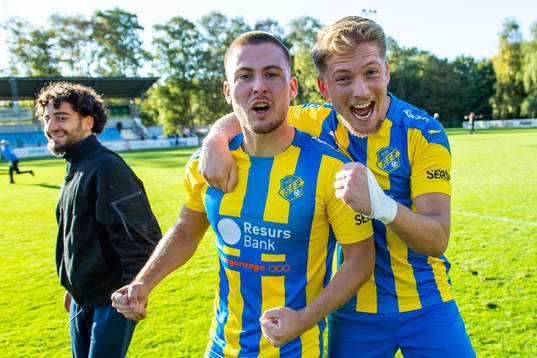 Eskilsminnes Dragos Daniel Farcas Lohan  och Danijal