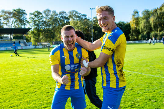 Eskilsminnes Dragos Daniel Farcas Lohan och Danijal
