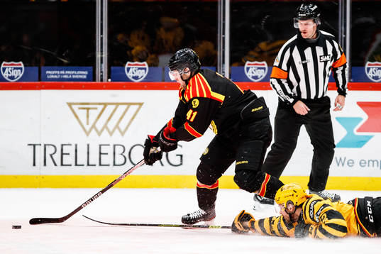 Brynäs Greg Scott och Skellefteås Arvid Lundberg