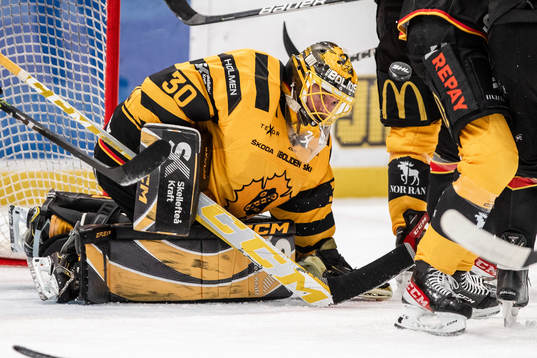 Skellefteås målvakt Gustaf Lindvall