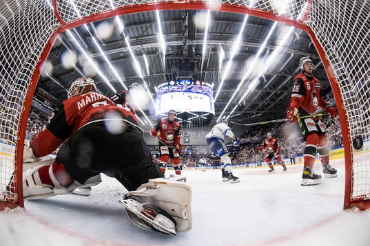 Malmö Redhawkss målvakt Daniel Marmenlind och Malmö