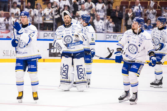 Leksands spelarna jublar