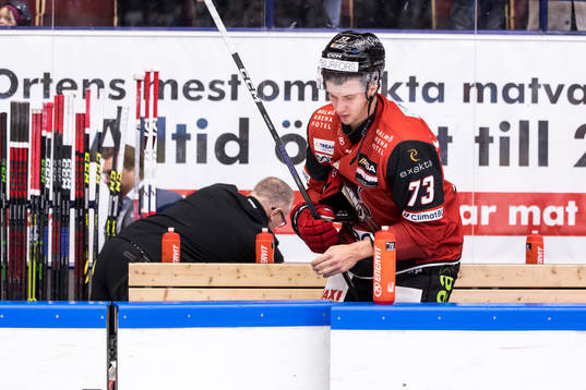 Malmö Redhawkss Adam Ollas Mattsson deppar