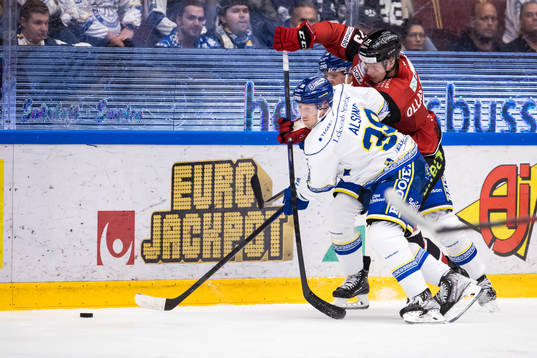 Leksands Olle Alsing och Malmö Redhawkss Adam Ollas