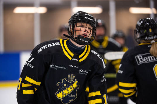 AIKs Isabelle Leijonhielm deppar