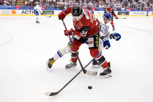 Malmö Redhawkss Carl Söderberg och Leksands Mikael