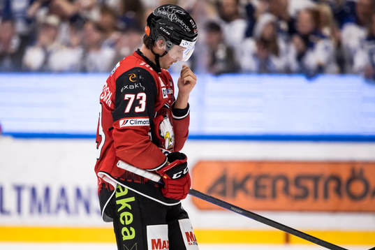 Malmö Redhawkss Adam Ollas Mattsson deppar