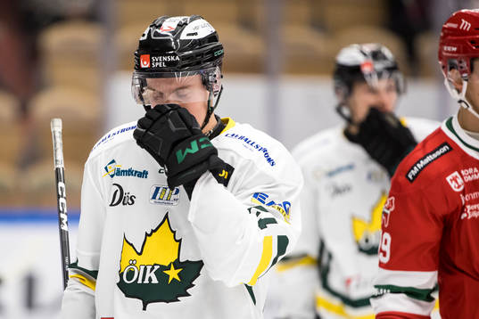 Östersunds Oscar Bjerselius deppar