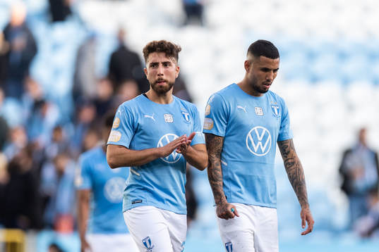 Malmö FFs Erdal Rakip och Sergio Pena deppar