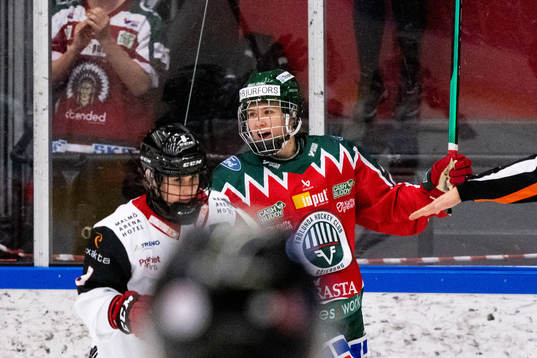 Frölundas Andrea Dalen jublar