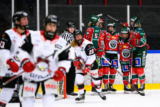 Frölundas Michelle Karvinen jublar