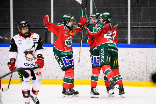 Frölundas Andrea Dalen jublar
