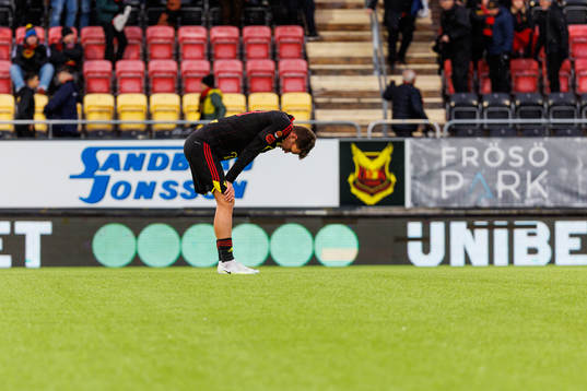 Östersunds Myroslav Mazur deppar