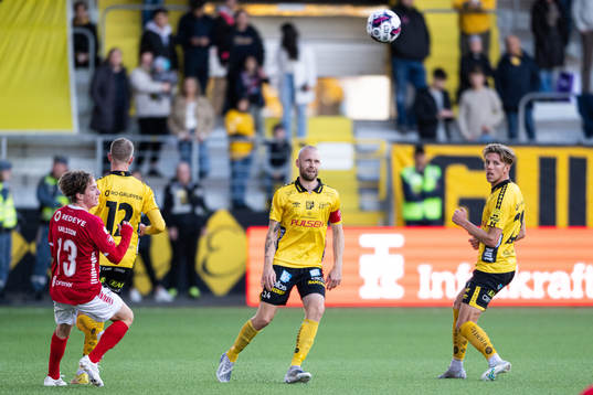 Elfsborgs Johan Larsson och Noah Söderberg