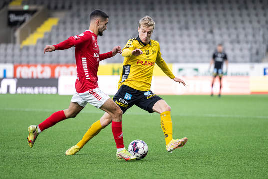Kalmars Noah Shamoun och Elfsborgs Jeppe Møldrup Okkels