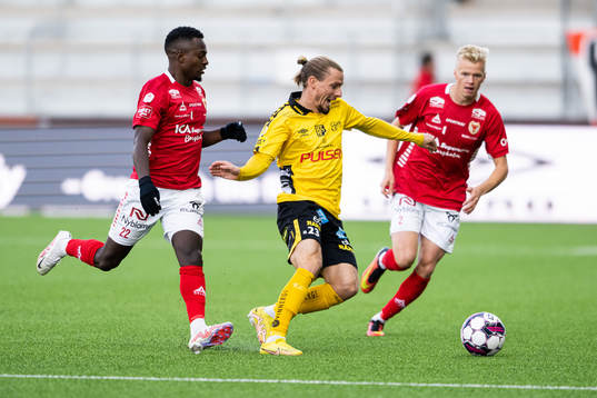 Kalmars Nahom Girmai Netabay, Elfsborgs Niklas Hult och