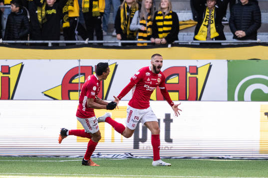 Kalmars Filip Sachpekidis jublar