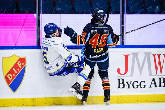 Leksands Nathalie Lidman och Djurgårdens Fanny Rask