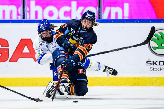 Leksands Annika Fazokas och Djurgårdens Josefine Jakobsen