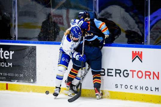 Leksands Bernadette Karpf och Djurgårdens Nicole Hall