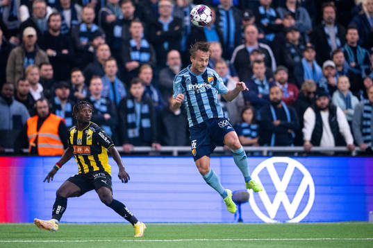 Häckens Ibrahim Sadiq och Djurgårdens Pierre Bengtsson