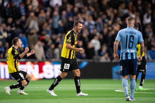 Häckens Even Hovland jublar