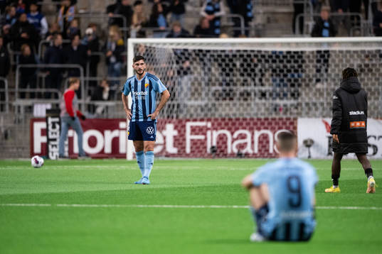 Djurgårdens Besard Sabovic deppar