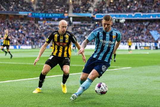 Häckens Valgeir Fridriksson och Djurgårdens Victor