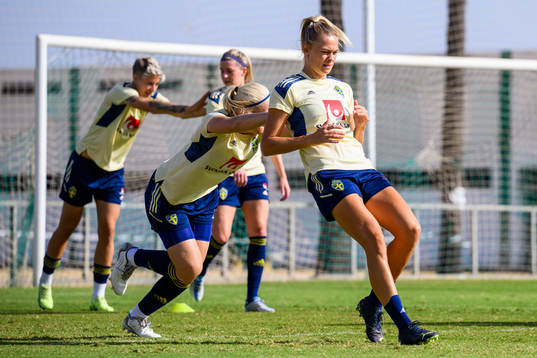 Stina Lennartsson and Fridolina Rolfö of the Swedish