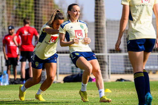 Johanna Rytting Kaneryd and Kosovare Asllani of the Swedish