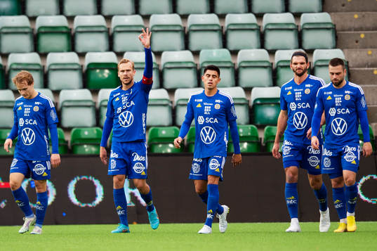 GIF Sundsvalls Pontus Engblom jublar