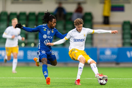 GIF Sundsvalls Ronaldo Damus och IFK Göteborgs Gustaf