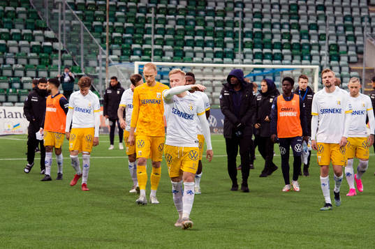 IFK Göteborgs Pontus Dahlberg och Oscar Wendt deppar