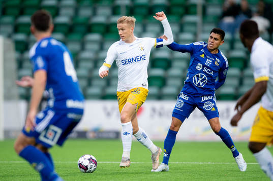 IFK Göteborgs Oscar Wendt och GIF Sundsvalls Joe Corona