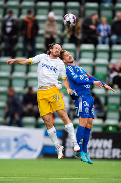 IFK Göteborgs Gustav Svensson och GIF Sundsvalls Pontus