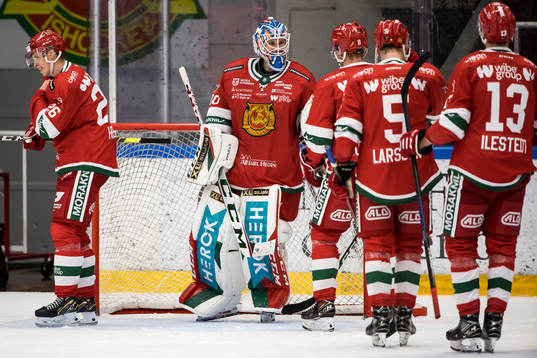 Moras spelarna jublar