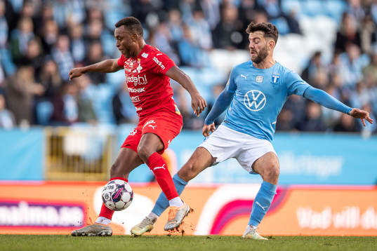 Värnamos Abdussalam Magashy och Malmö FFs Erdal Rakip